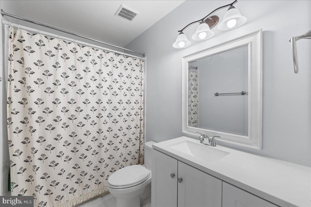 20930 TOBACCO SQUARE