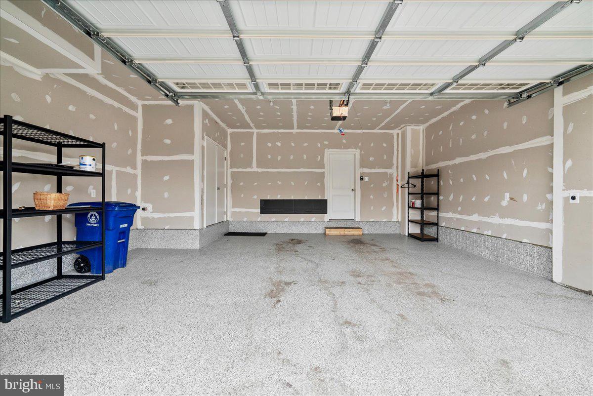 1636 FIELD SPARROW TERRACE NE