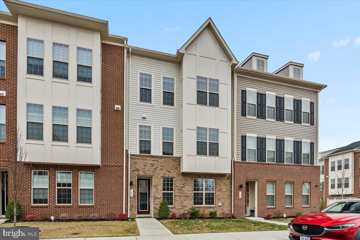 1636 FIELD SPARROW TERRACE NE