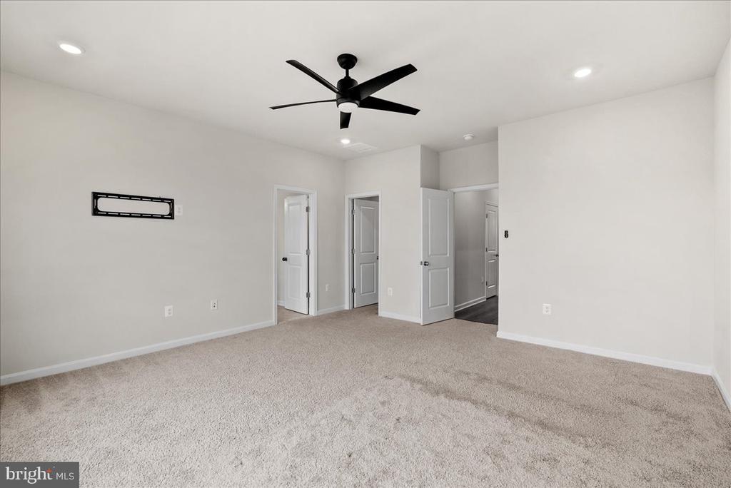 1636 FIELD SPARROW TERRACE NE