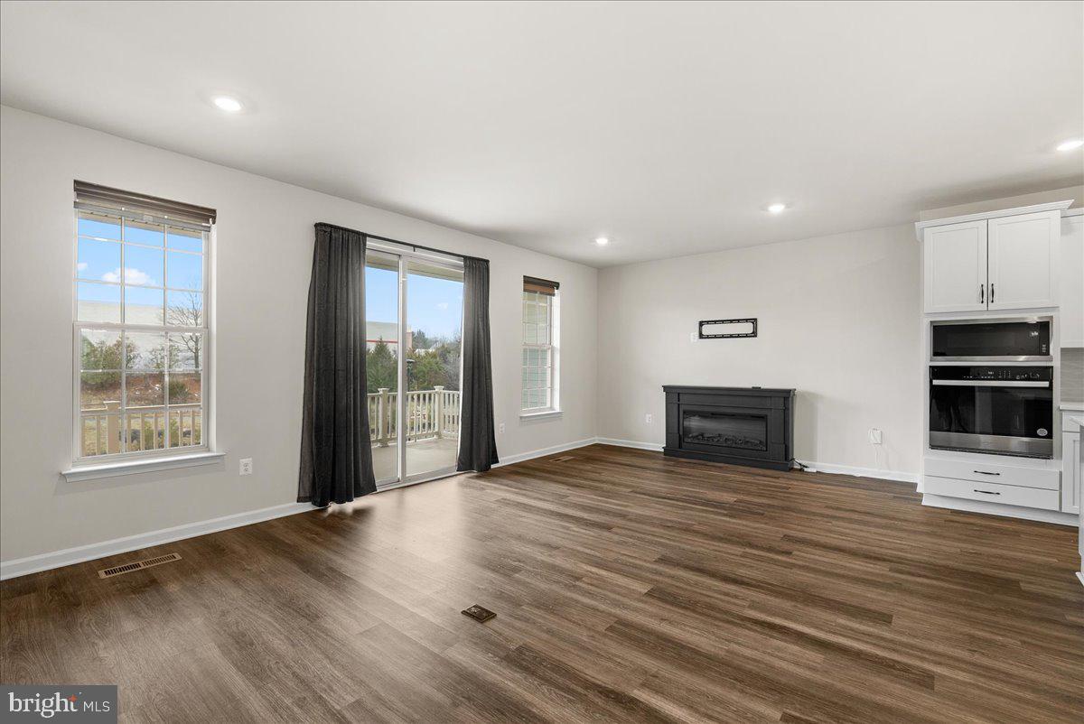 1636 FIELD SPARROW TERRACE NE