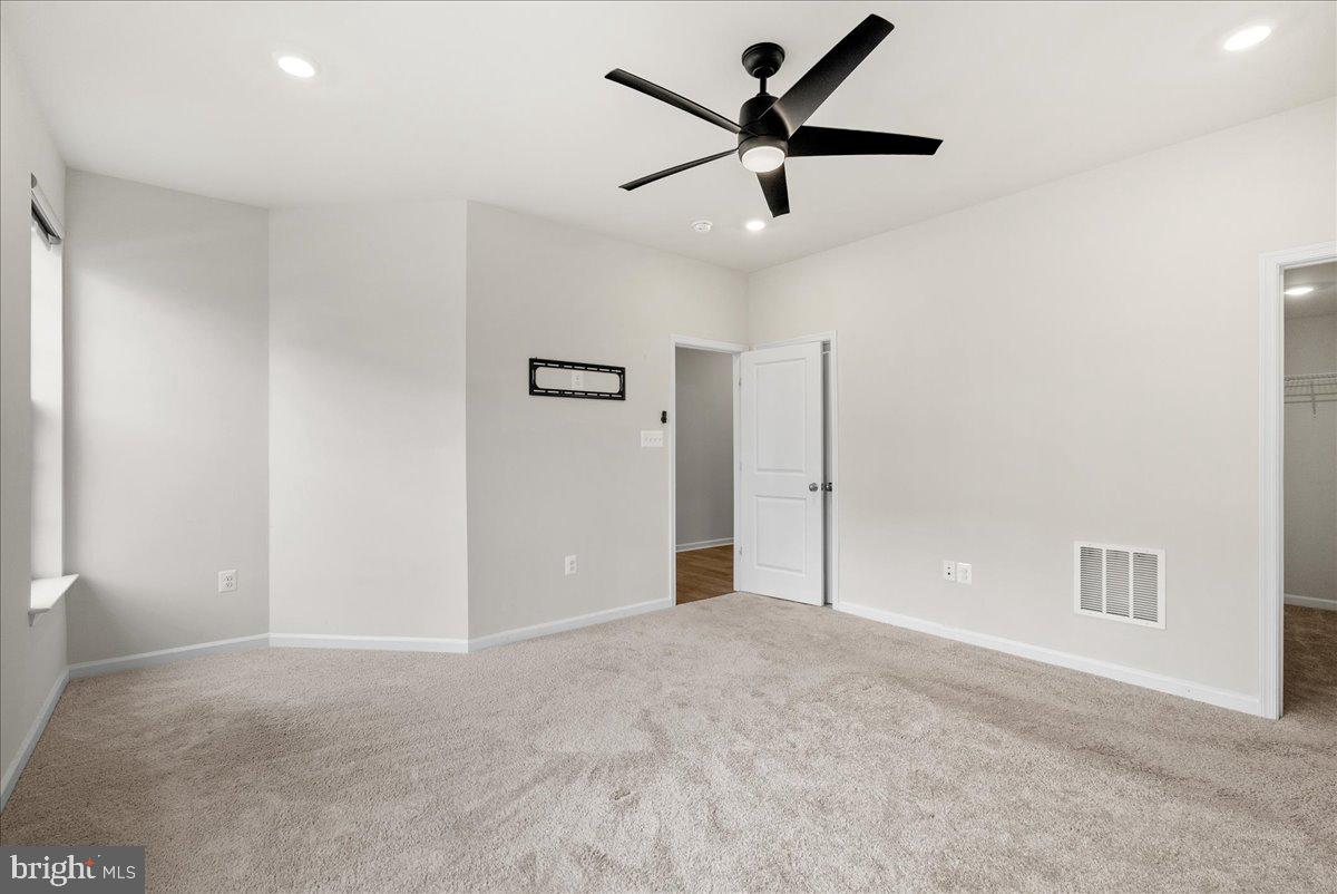 1636 FIELD SPARROW TERRACE NE