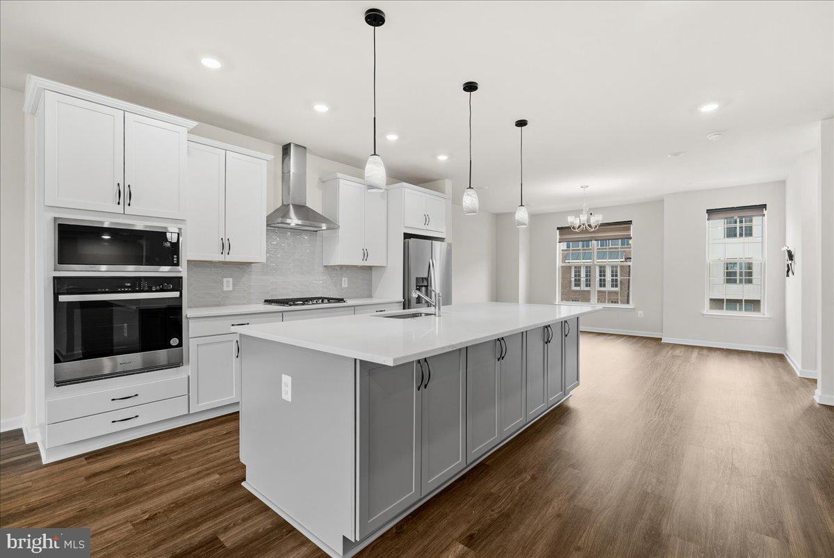 1636 FIELD SPARROW TERRACE NE