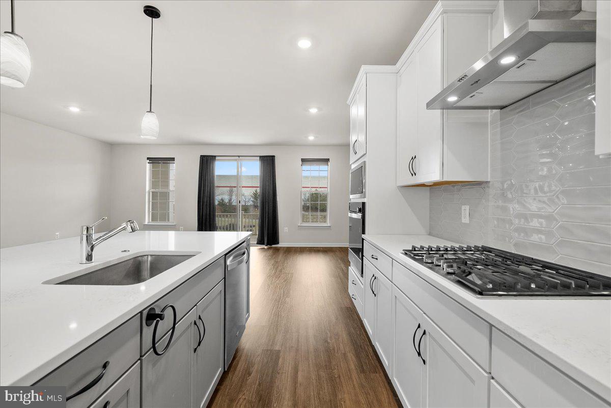 1636 FIELD SPARROW TERRACE NE