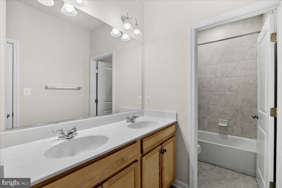 1636 FIELD SPARROW TERRACE NE