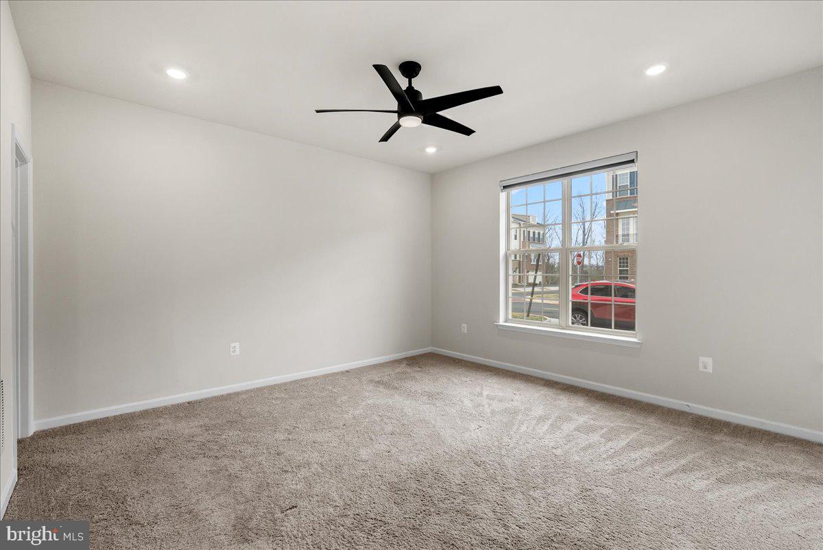 1636 FIELD SPARROW TERRACE NE