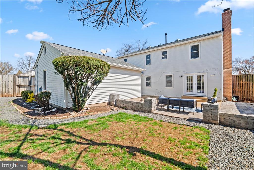 8896 SWEETBRIAR