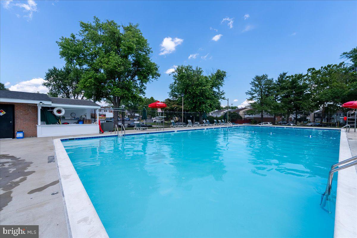 1418 COTTONWOOD COURT