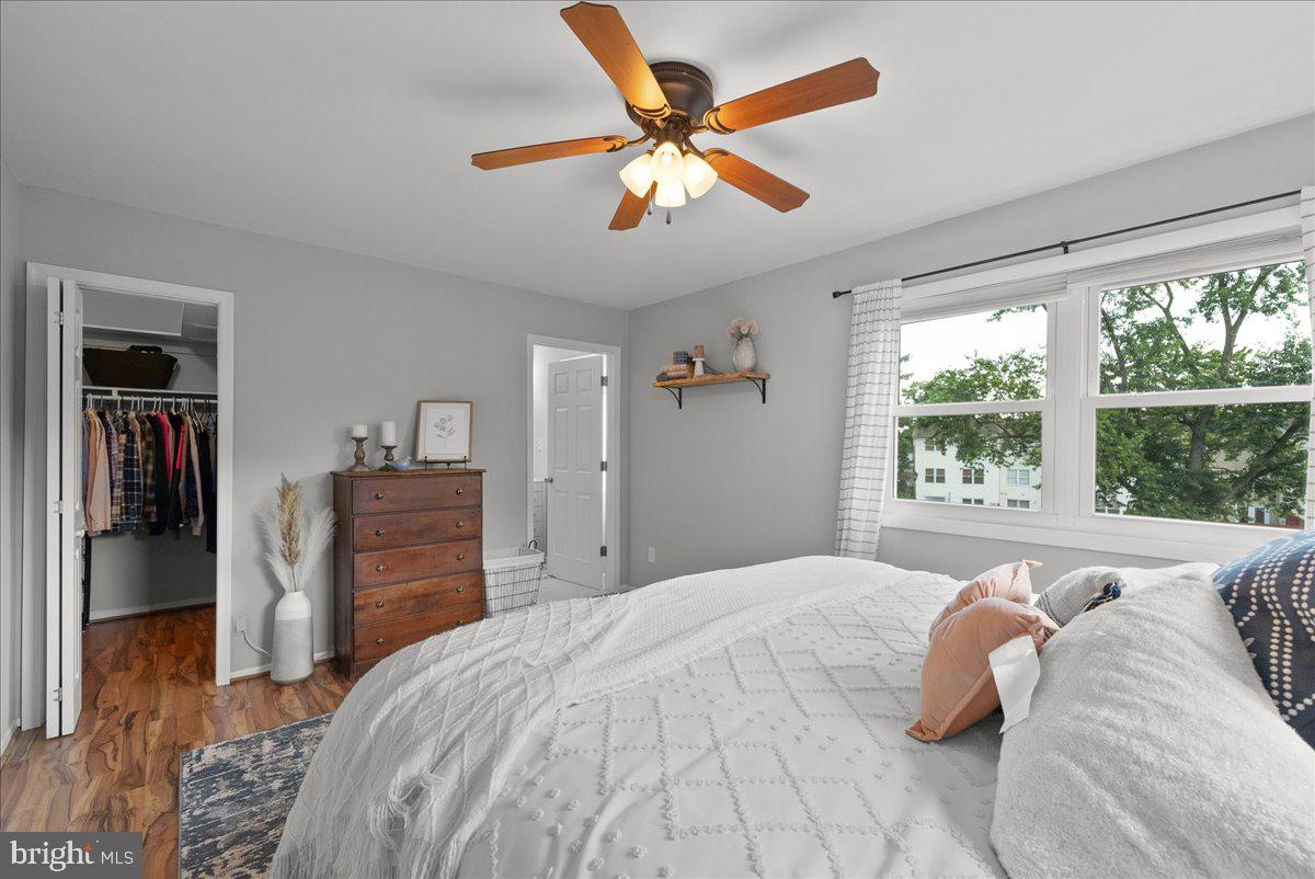 1418 COTTONWOOD COURT