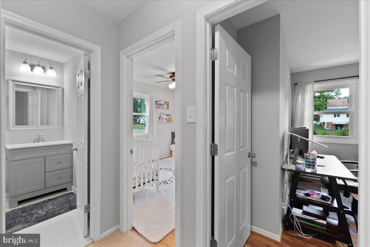 1418 COTTONWOOD COURT