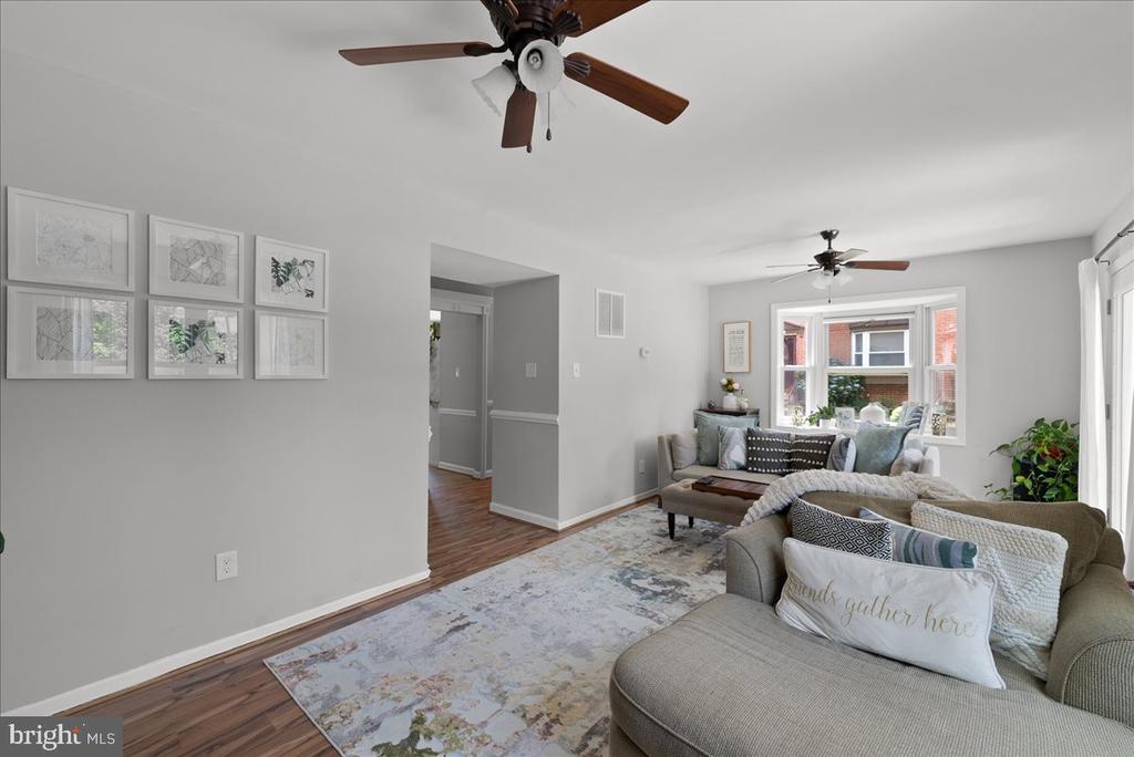 1418 COTTONWOOD COURT