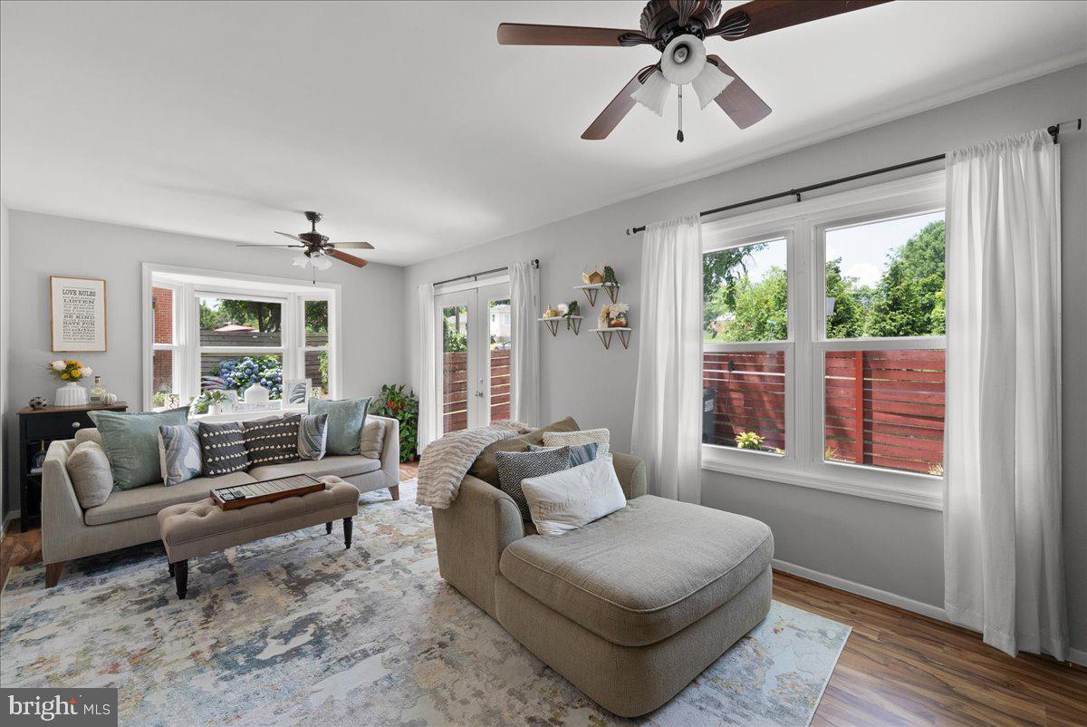 1418 COTTONWOOD COURT