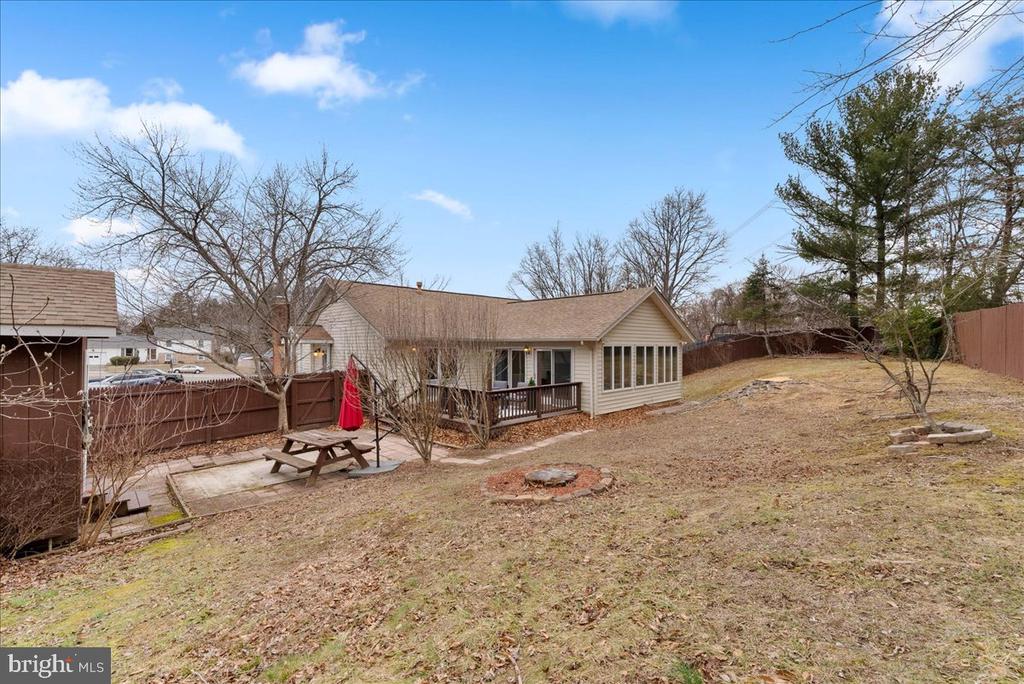 2402 SAGAMORE COURT