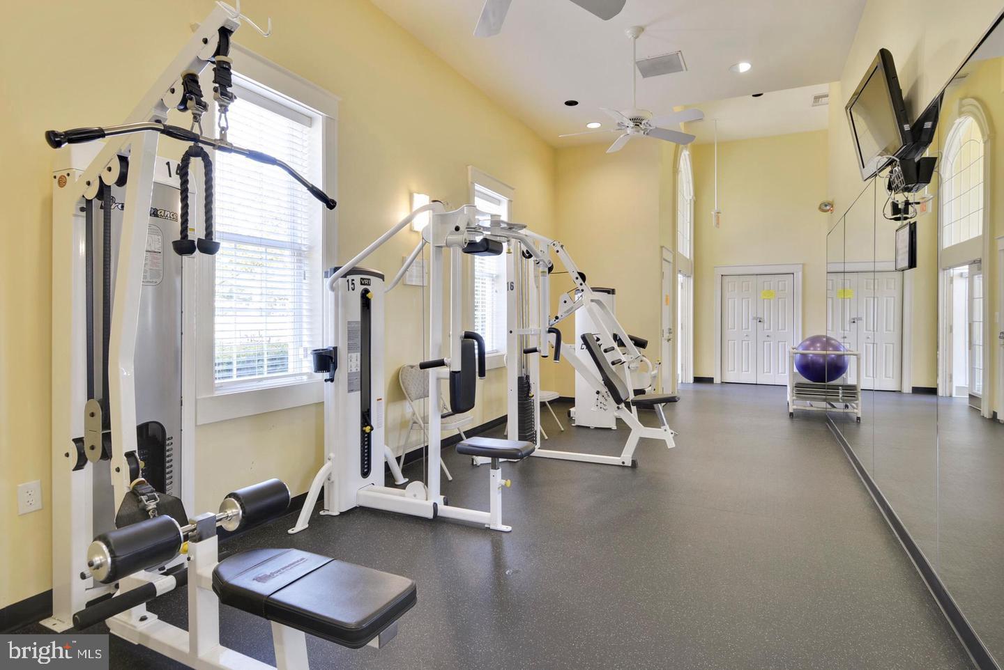 6904 WALNUT HILL DRIVE