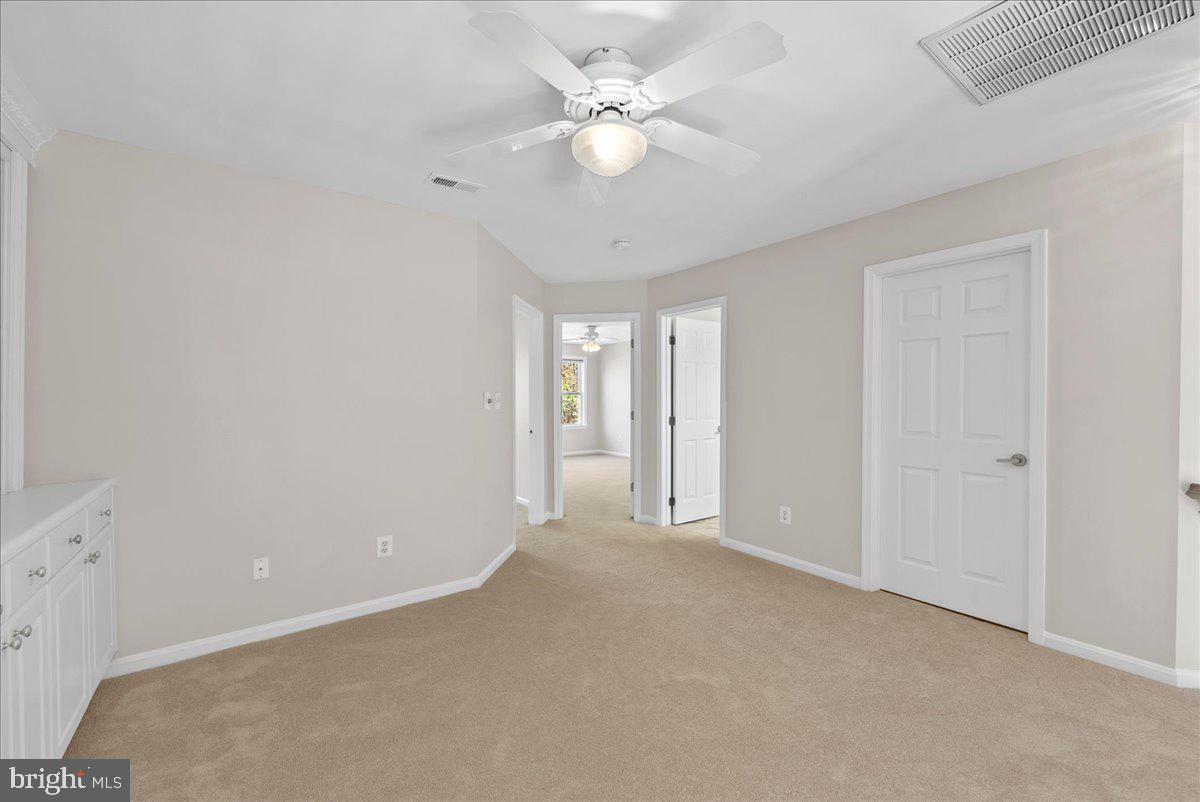 6904 WALNUT HILL DRIVE