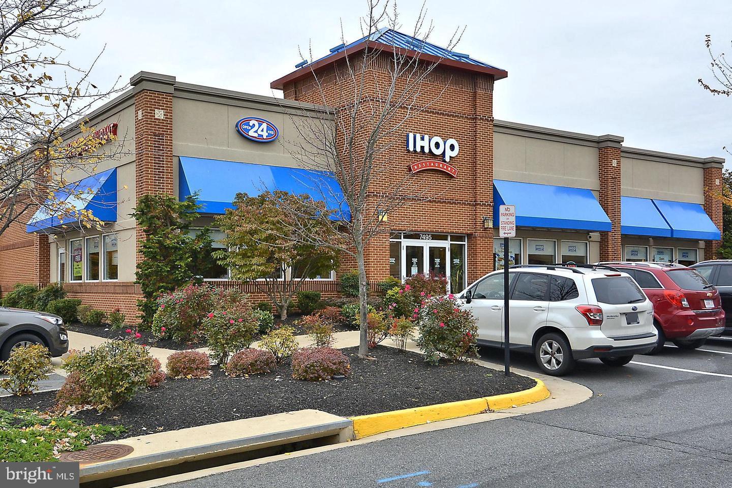 6904 WALNUT HILL DRIVE