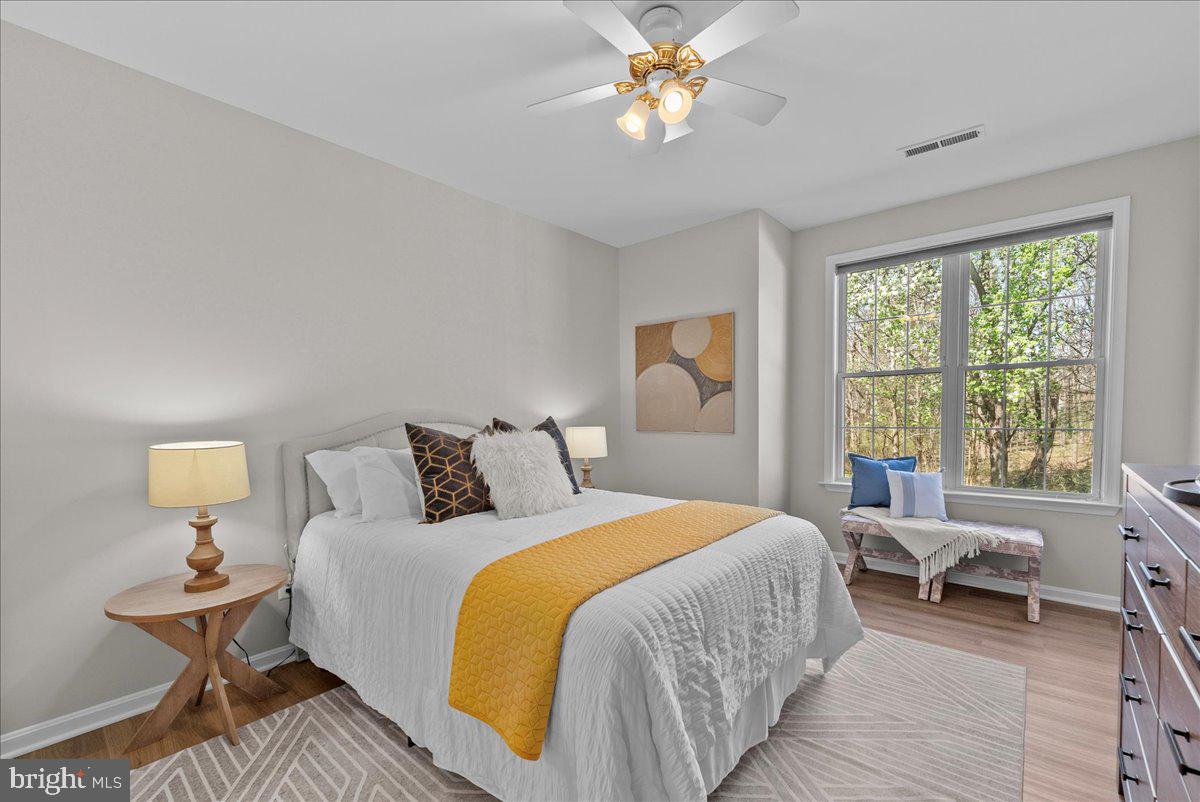 6904 WALNUT HILL DRIVE