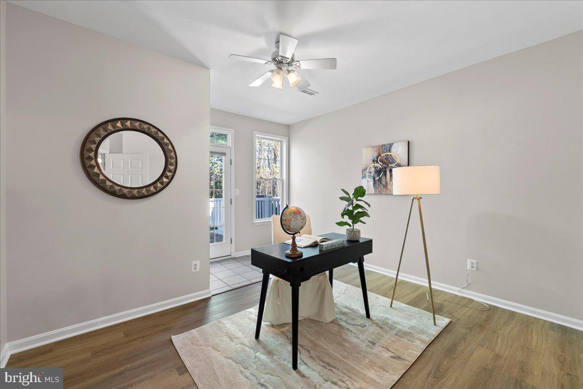 6904 WALNUT HILL DRIVE