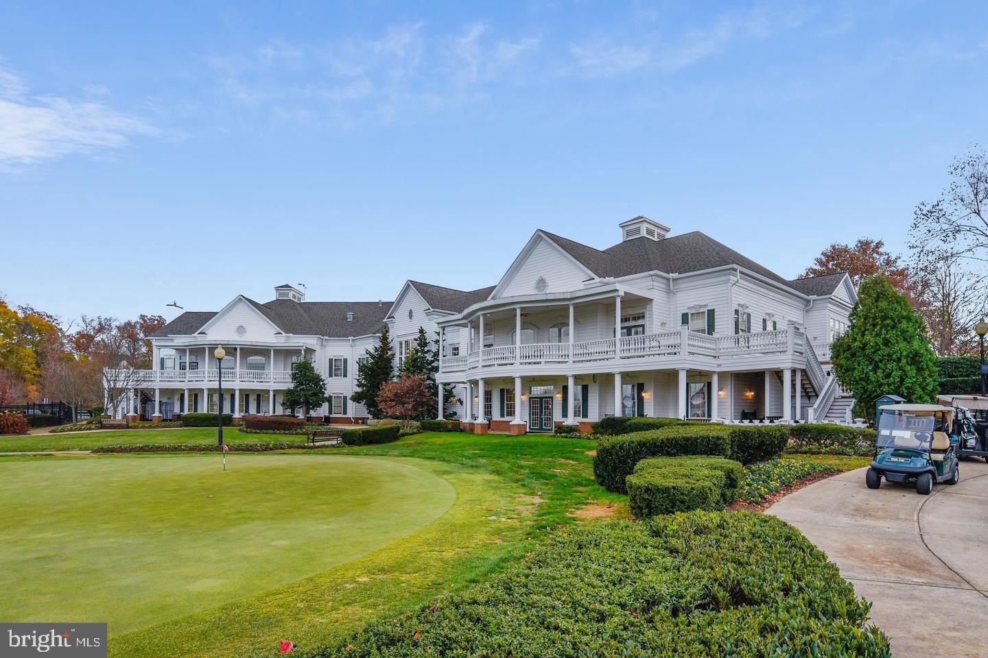 6904 WALNUT HILL DRIVE