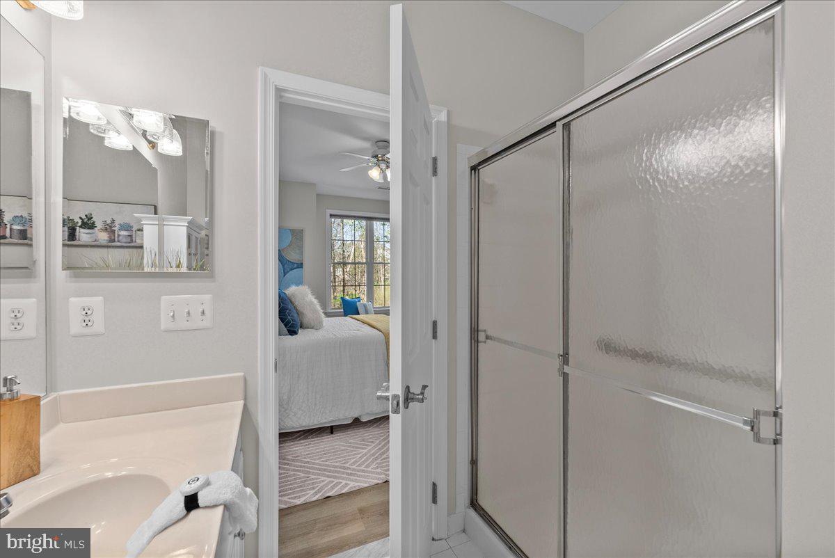 6904 WALNUT HILL DRIVE