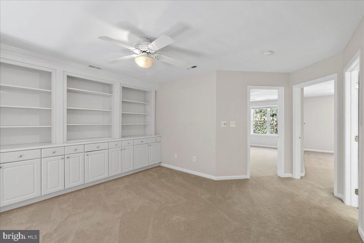 6904 WALNUT HILL DRIVE