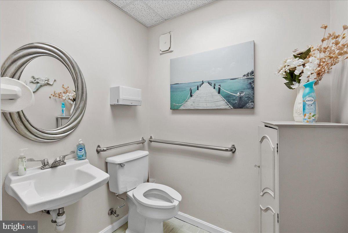 10690 CRESTWOOD DRIVE A