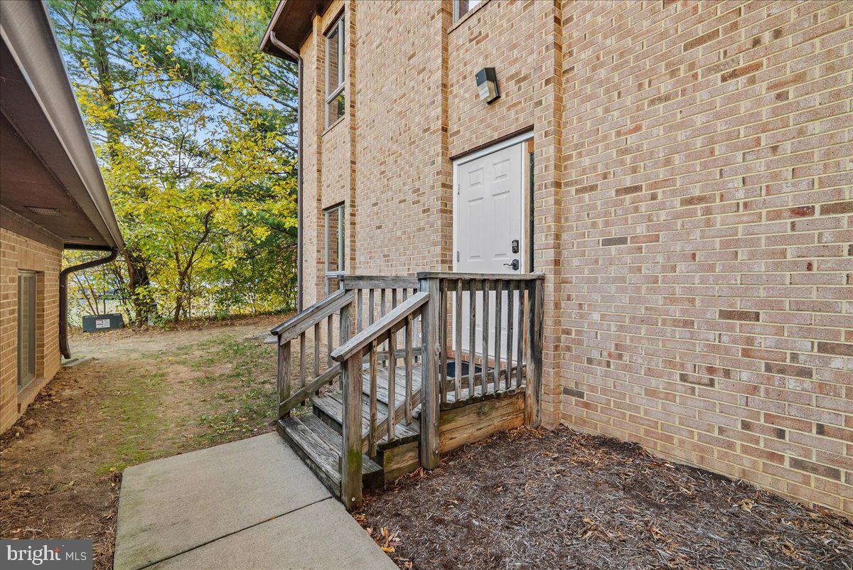 10690 CRESTWOOD DRIVE A