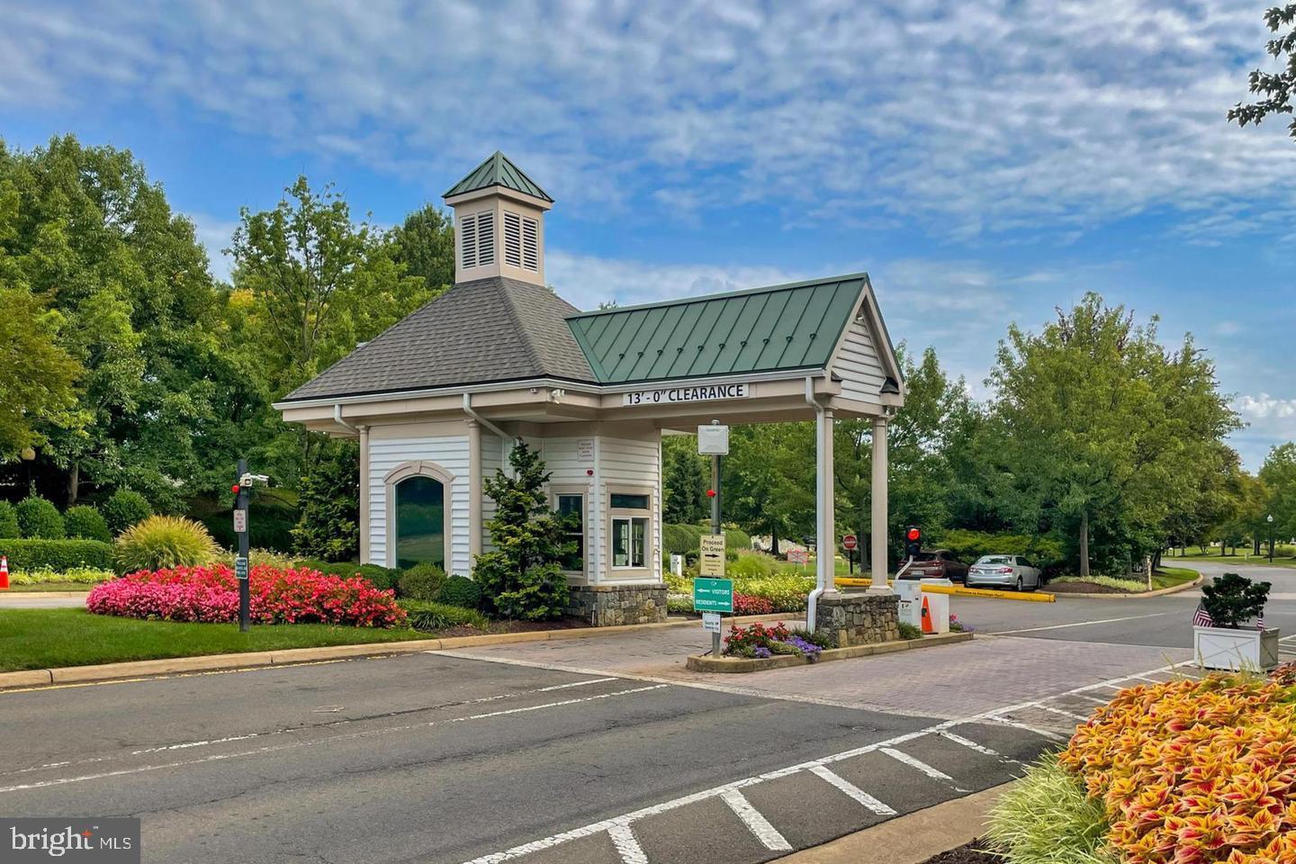 13452 FIELDSTONE