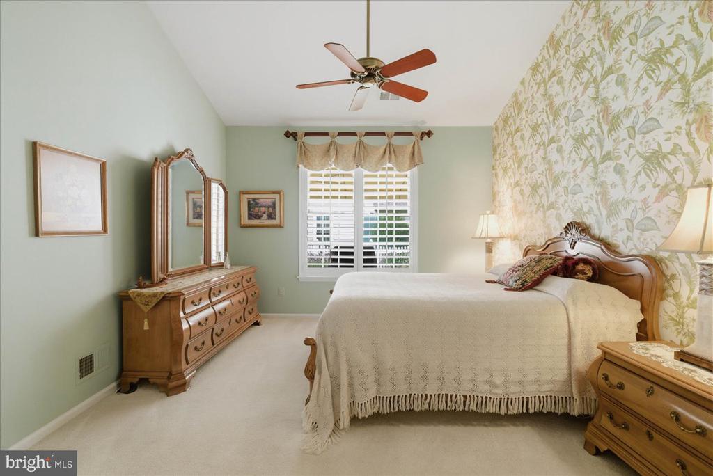 13452 FIELDSTONE