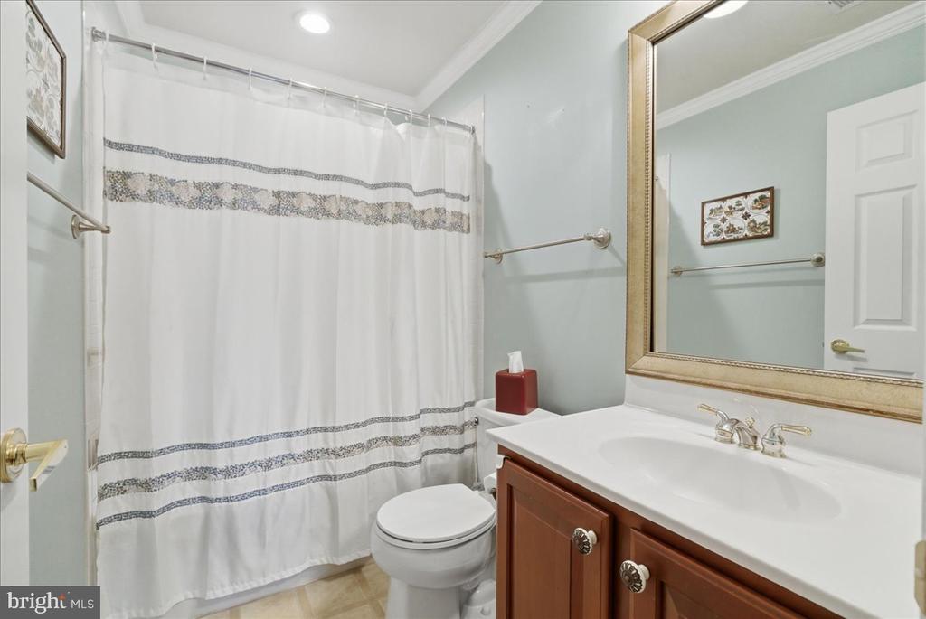 13452 FIELDSTONE