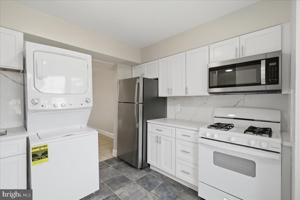 8143 COMMUNITY DRIVE 8143