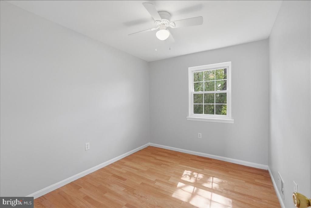 8143 COMMUNITY DRIVE 8143