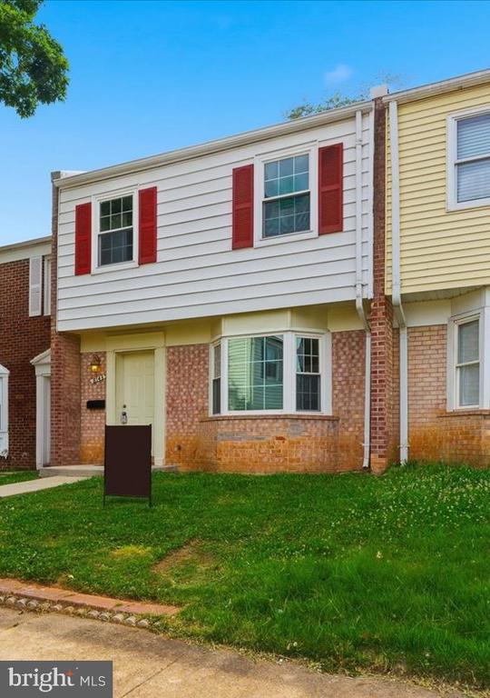 8143 COMMUNITY DRIVE 8143
