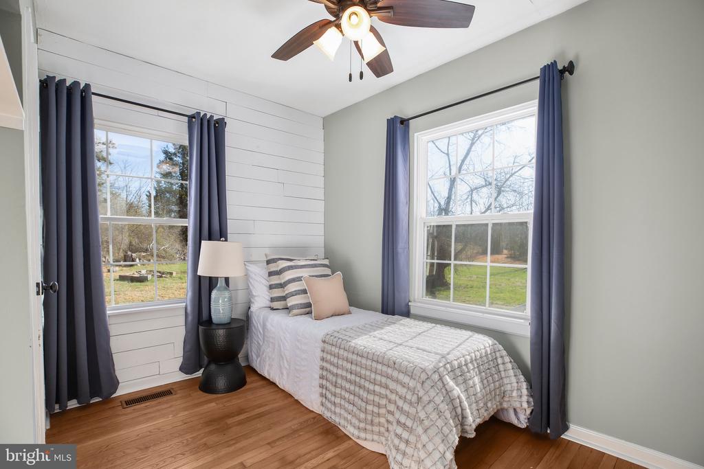10021 BROCK ROAD