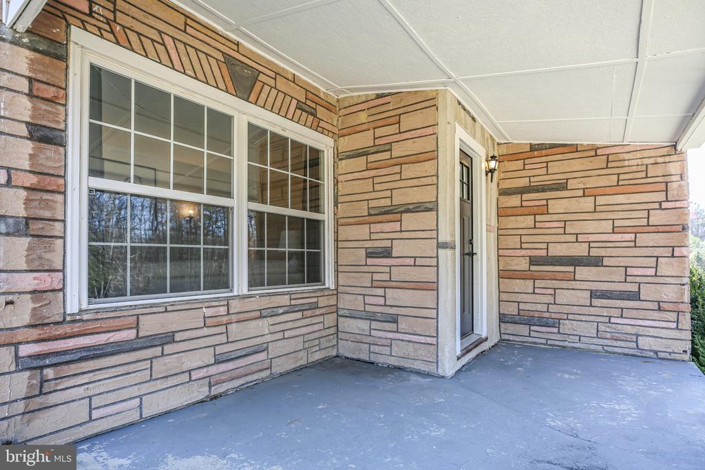 10021 BROCK ROAD