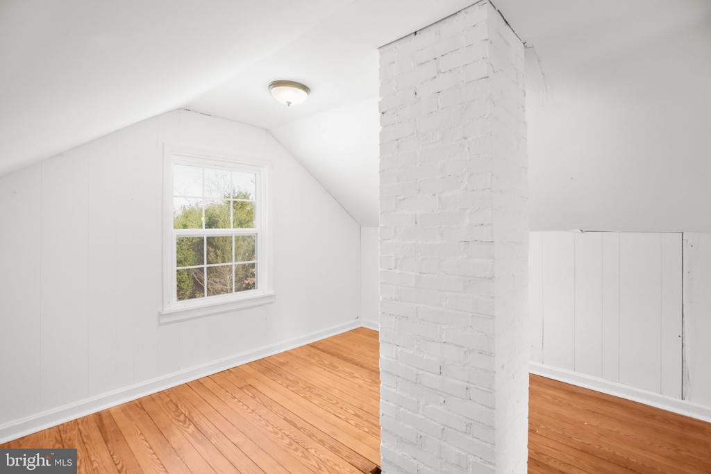10021 BROCK ROAD
