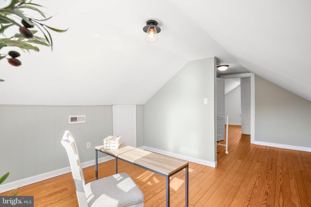10021 BROCK ROAD