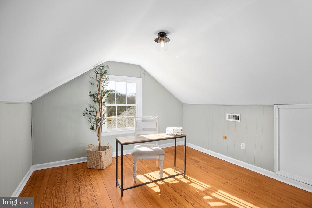 10021 BROCK ROAD