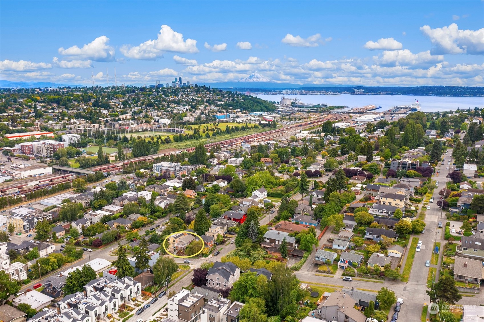 2219 W Bertona Street