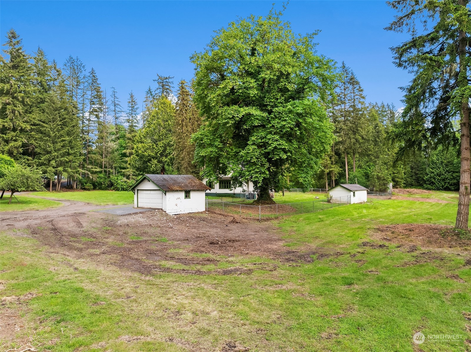 22333 NE Redmond Fall City Road
