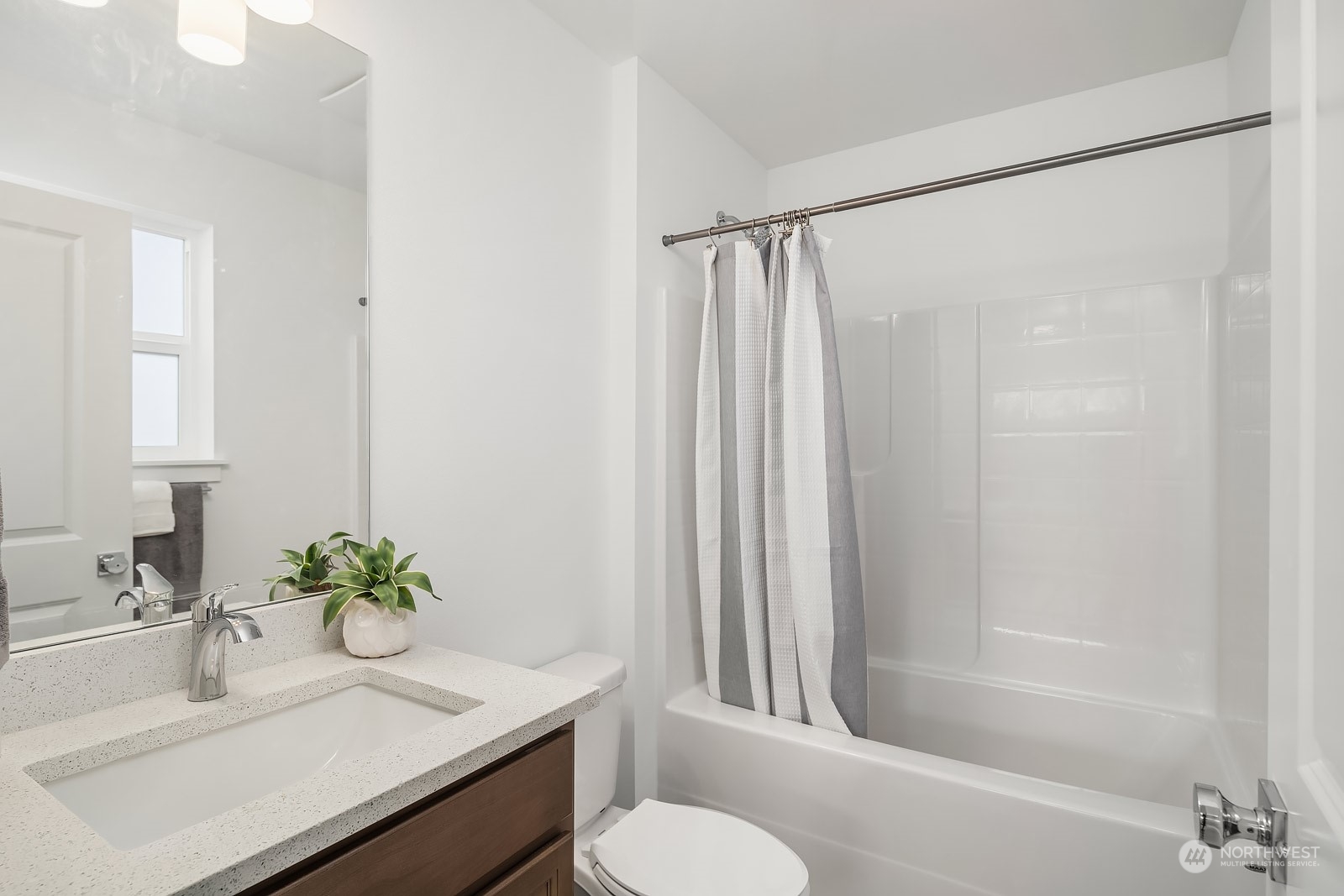 9933 14th Avenue S Unit: B-4