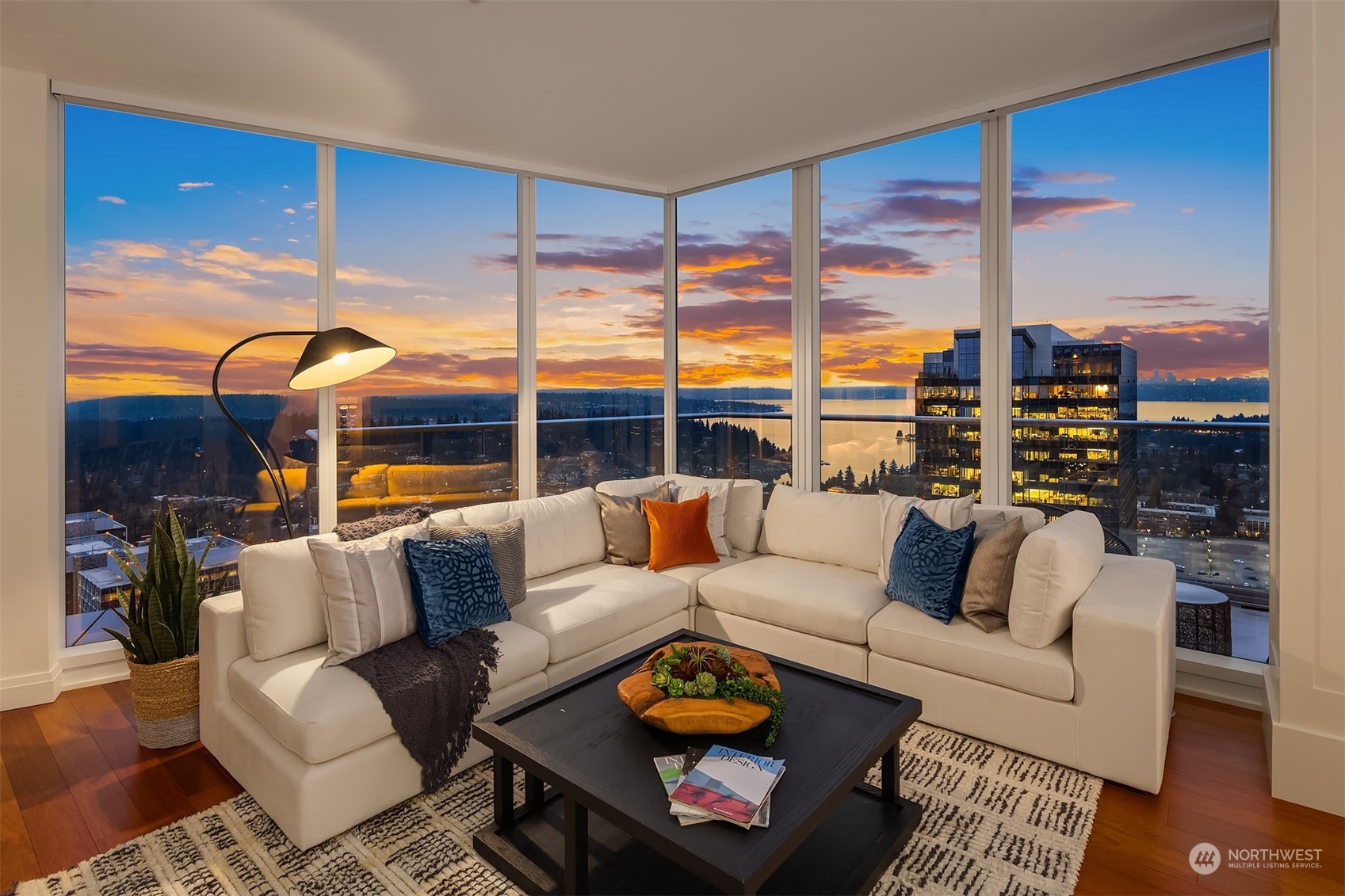 500 106th Avenue NE Unit: 4105