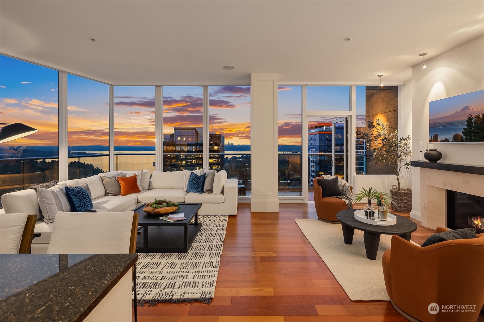 500 106th Avenue NE Unit: 4105