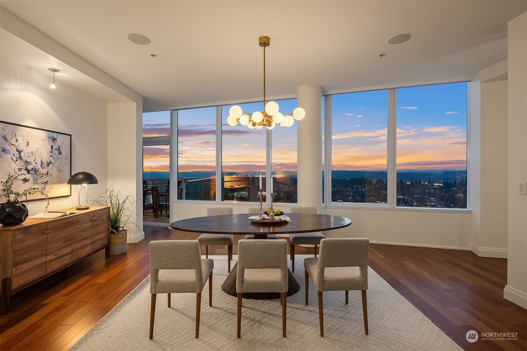 500 106th Avenue NE Unit: 4105