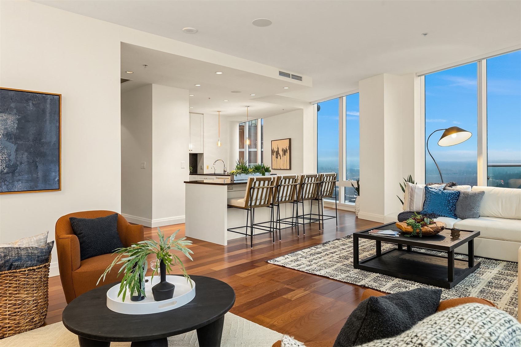 500 106th Avenue NE Unit: 4105