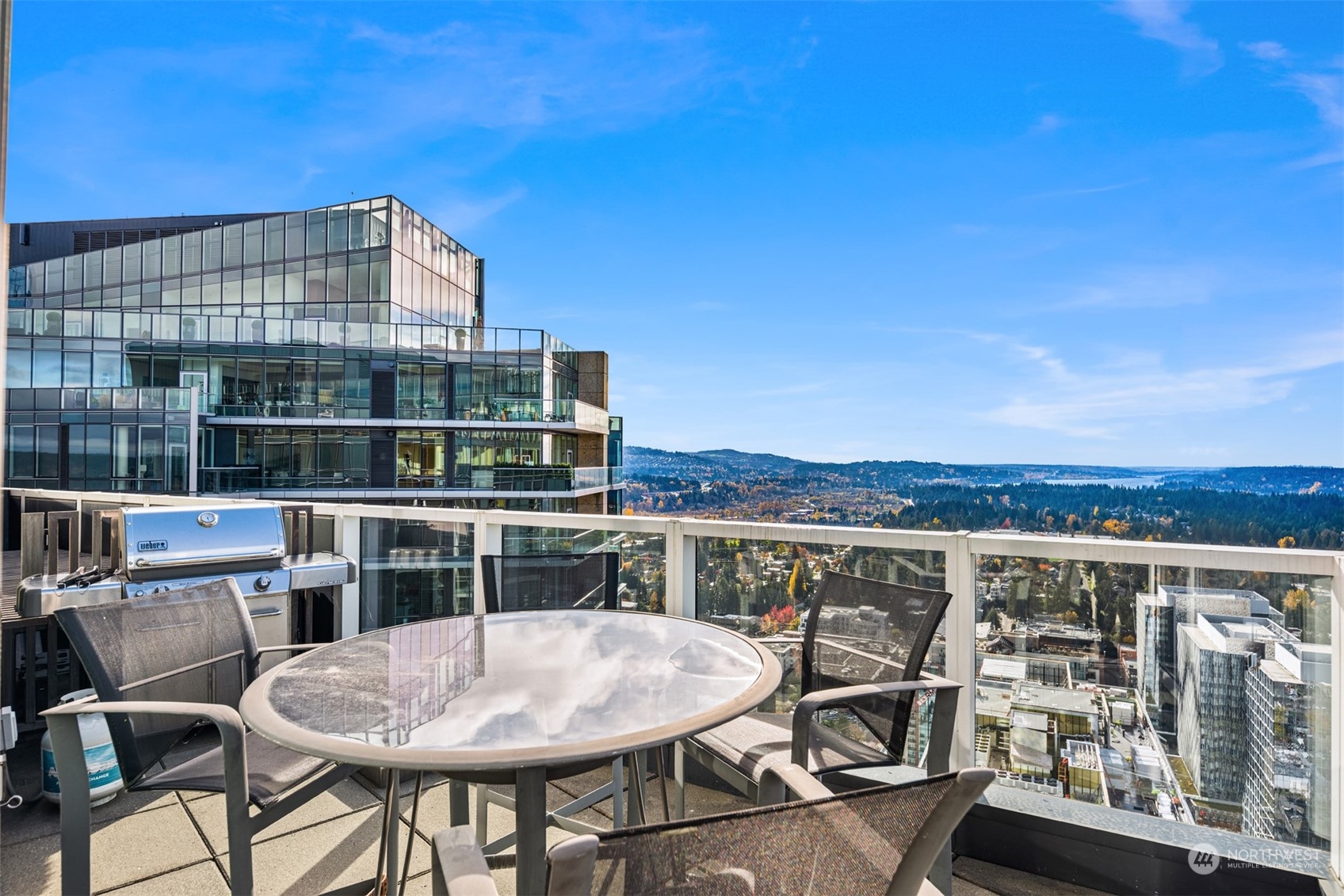 500 106th Avenue NE Unit: 4105