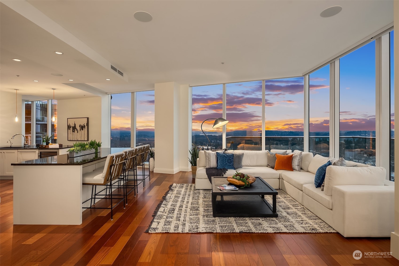 500 106th Avenue NE Unit: 4105