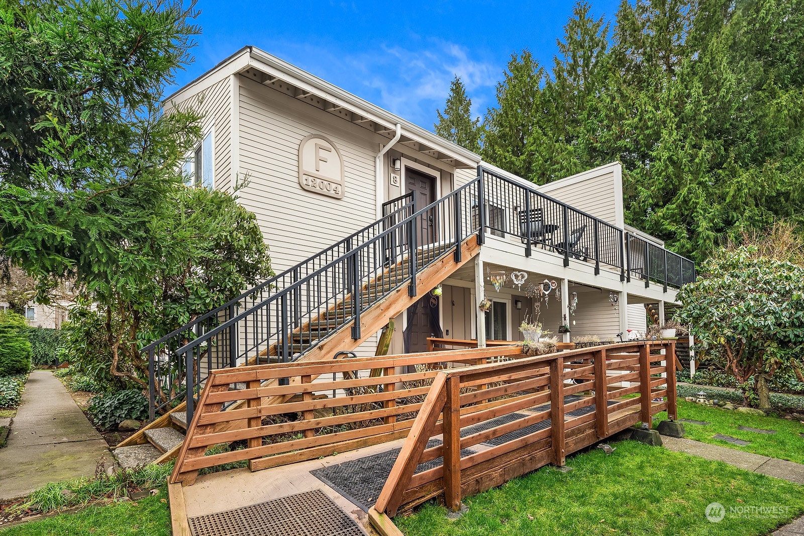 12004 Slater Avenue NE Unit: F8
