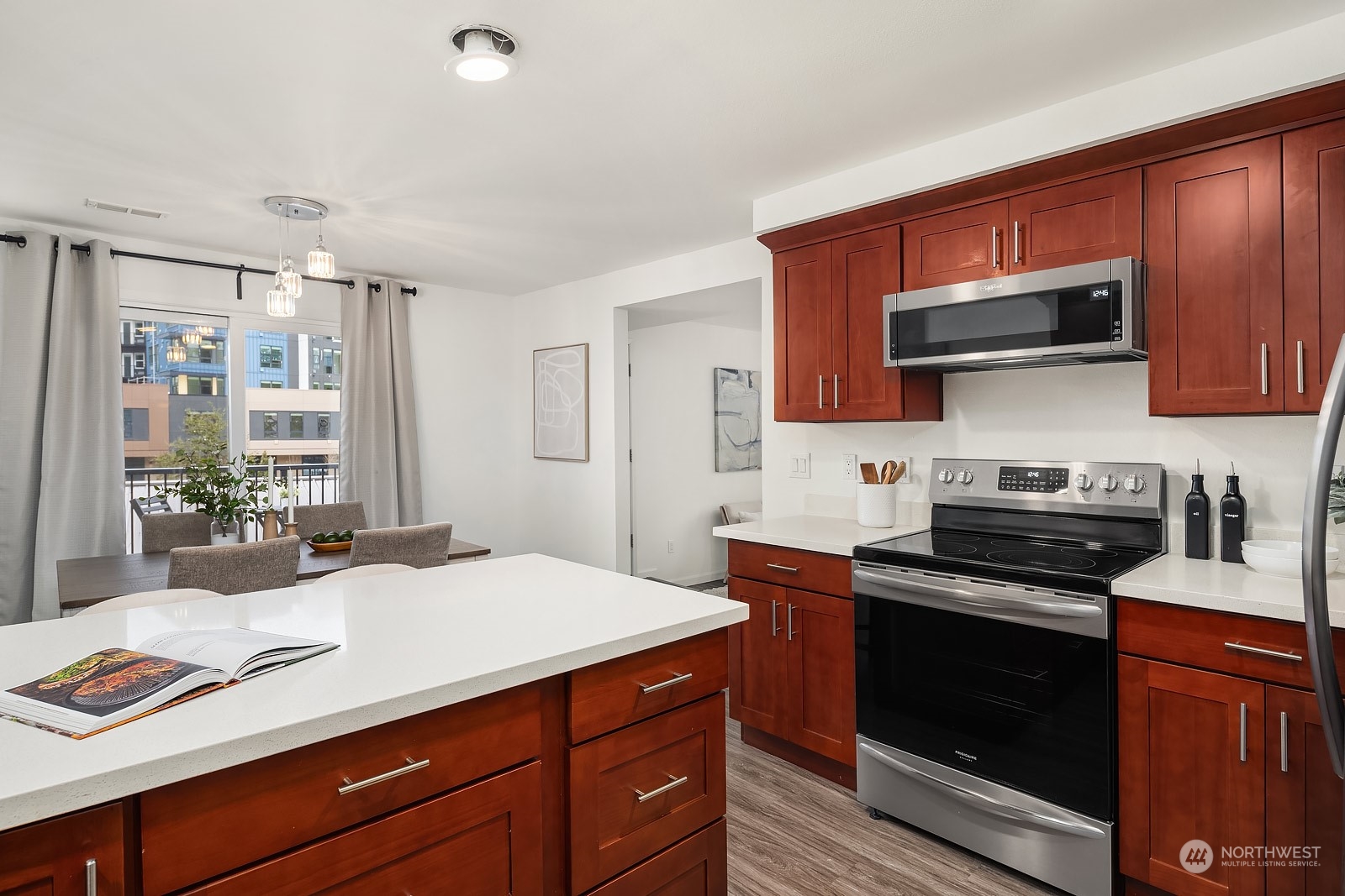12004 Slater Avenue NE Unit: F8