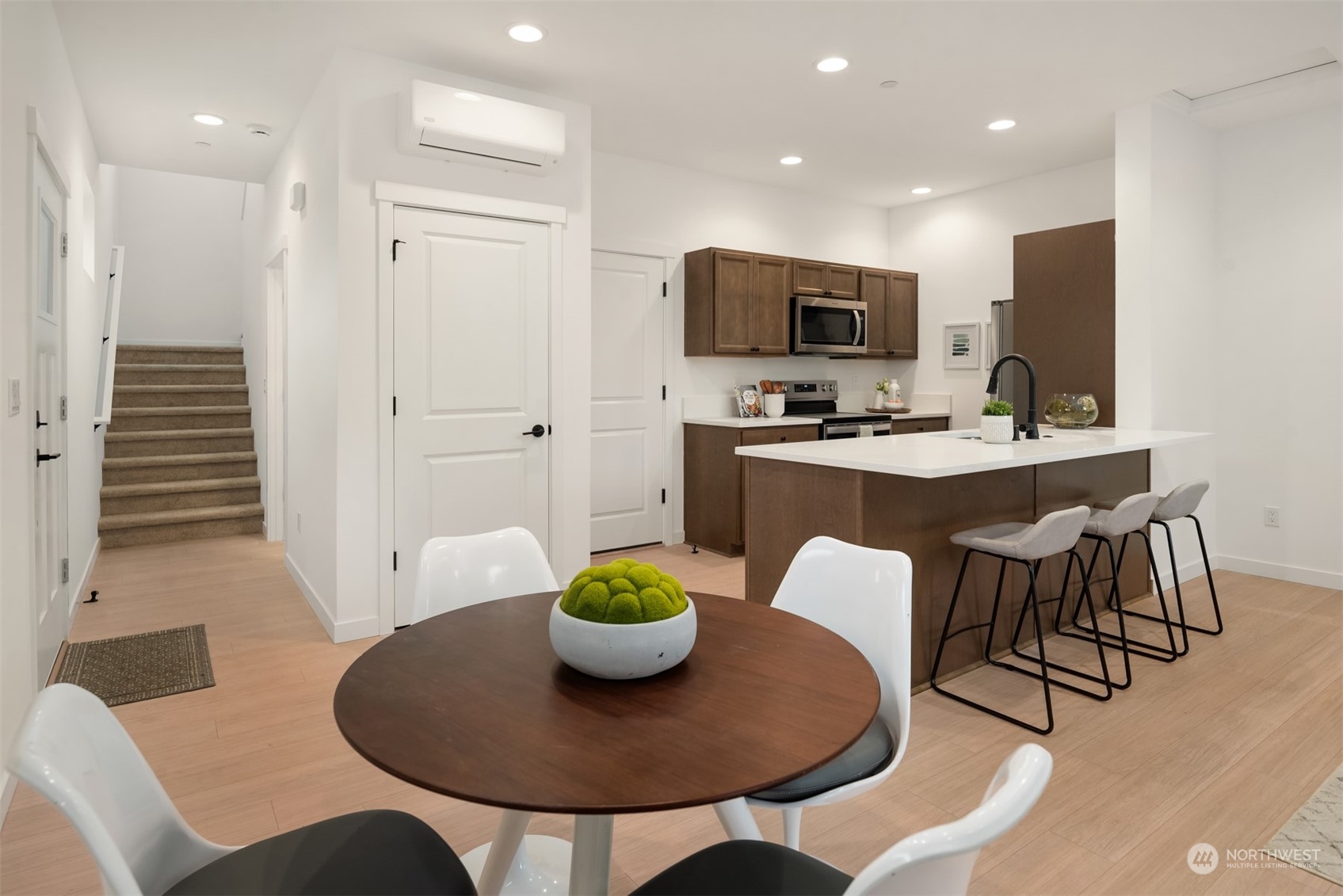 1240 SW 124th Street Unit: 6B
